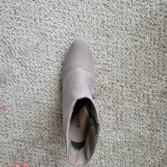 Just fab tan ankle boots brand new 8.5 - Picture 3 of 3